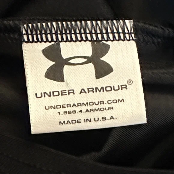 Under Armour Men’s Black Long Sleeve Compression Shirt - Picture 6 of 9